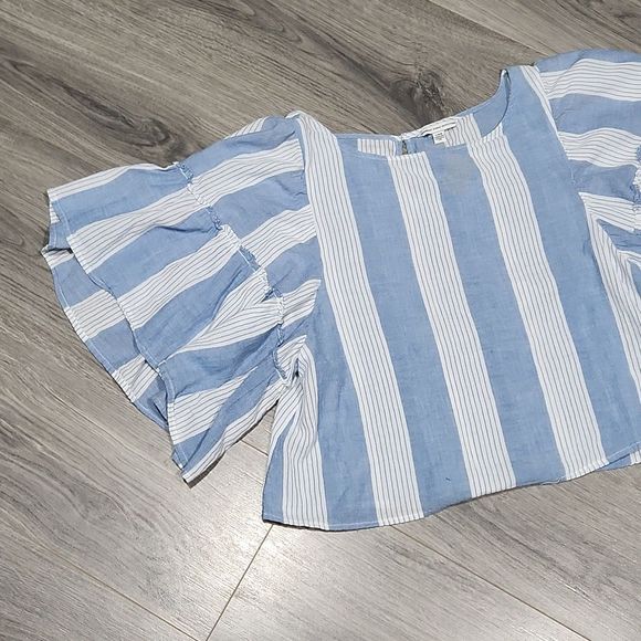 Blue & White Striped American Eagle Outfitter Boho Batwing Top - Picture 3 of 7